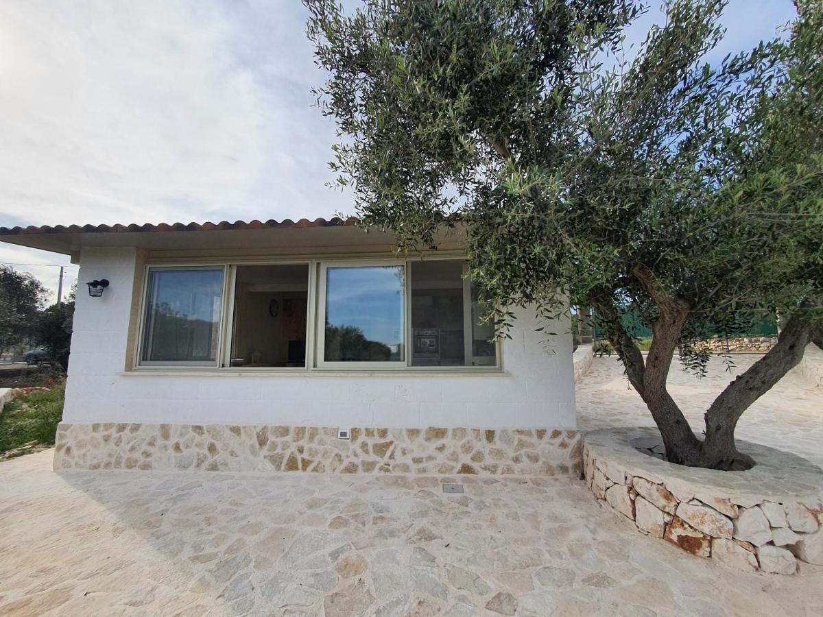 Lamia Giardino Degli Ulivi Villa Ostuni Luaran gambar